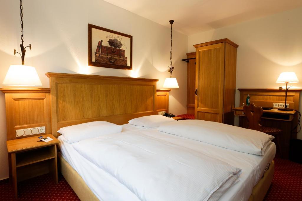 Landgasthof Hotel Hess Neuenstein  객실 사진