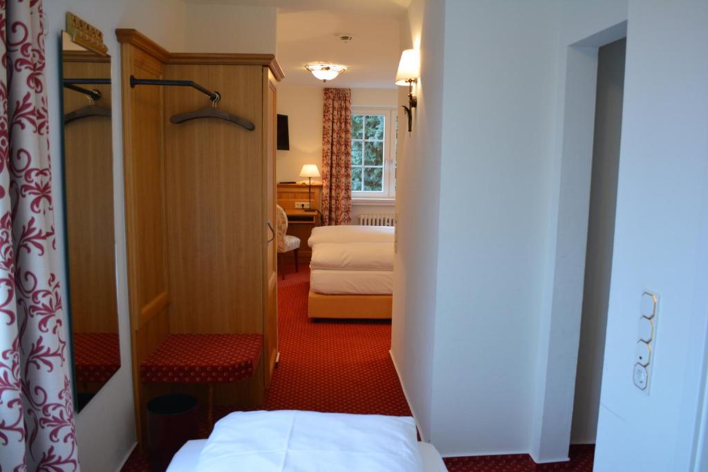 Landgasthof Hotel Hess Neuenstein  객실 사진
